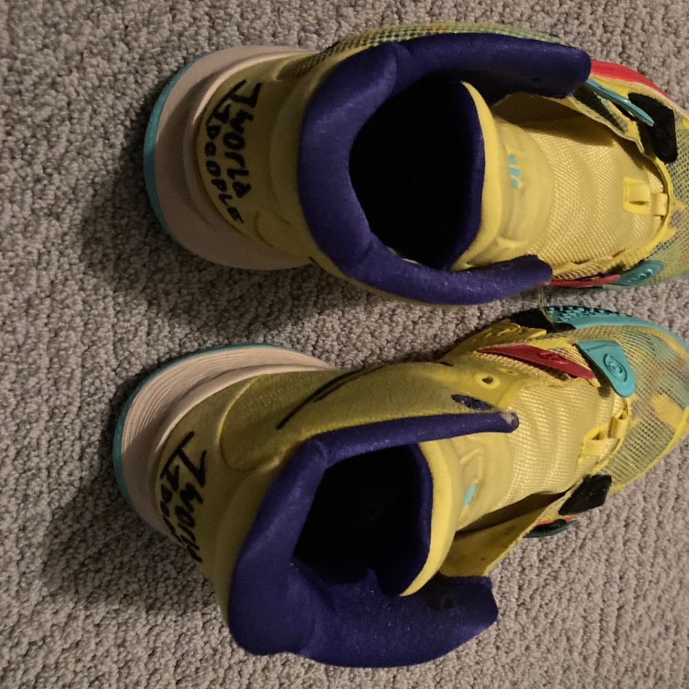 Lace less Kyrie Copa 7